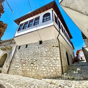 Athina In Castle - Since 1741 , Berat Albanie